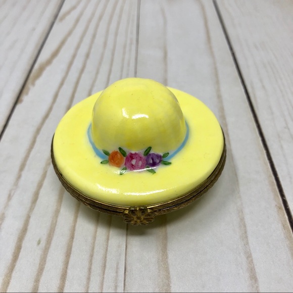 Other - Vintage Porcelain Sunbonnet Trinket Box